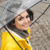 Cum te îmbraci de 1 marite în Capitală și în țară. Avertizările meteorologilor - Foto: Freepik