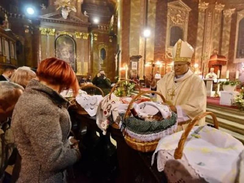 Slujbă de Paștele catolic Foto: ebihoreanul.ro