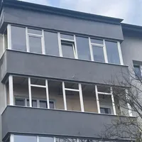 FOTO Locatari lăsați fără geamuri cu lunile - Foto: ZdI
