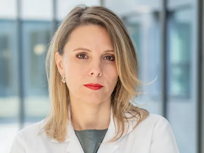 Dr. Isabela Anda Komporaly, medic specialist în oncologie medicală