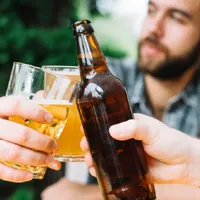Cât de sănătoasă este berea fără alcool, tot mai populară în ultimii ani? Ce spun studiile? - Foto: Freepik.com (rol ilustrativ)