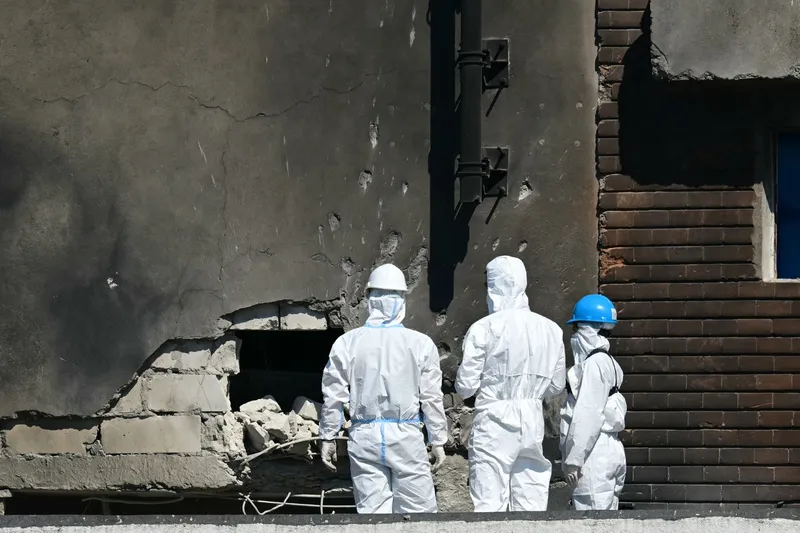 Craterul dronei rusești căzută la Galați arată cât de puternică a fost - Foto: Profimedia Images