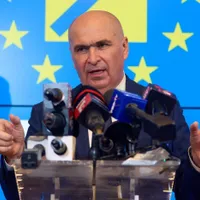 Bolojan, apel la rațiune pentru un vot pro-european: Duminică, România alege direcția: Vest sau haos: FOTO - Profimedia(imagine cu rol ilustrativ)