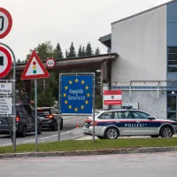 Austria acuză valuri de migranți - Foto: Die Presse
