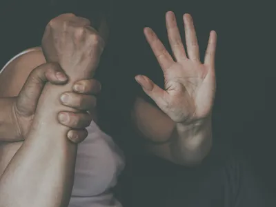 O femeie din Bacău a fost agresată și tâlhărită în gara din Roman. Agresorul a fost reținut - Foto: Arhiva