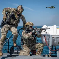 Cei mai duri militari din Armata Română. 75% pică „testul războiului”. Plătiți cu 3.800 euro FOTO: FOS