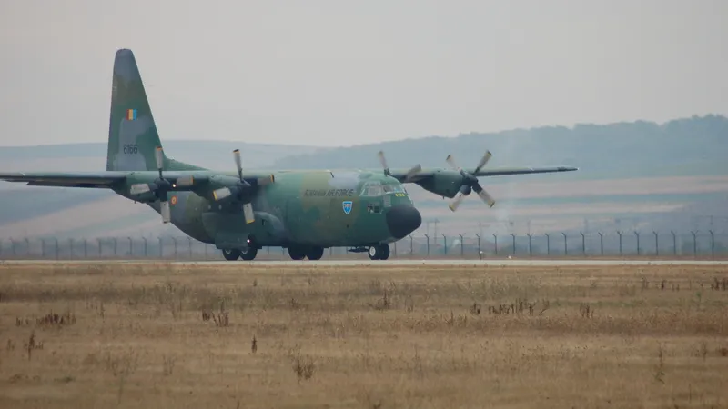 MApN a trimis o aeronavă C-130 Hercules pentru evacuarea cetăţenilor români din Afganistan. / Foto: wikipedia.org