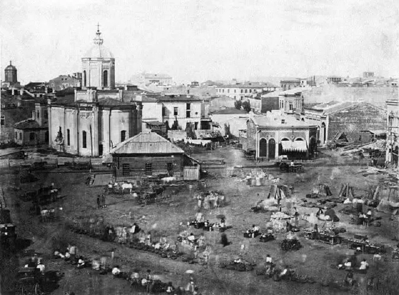 Piața Sf. Anton și biserica
