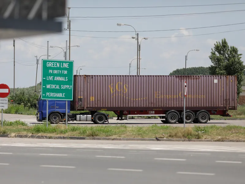 Atenţionare de călătorie în Bulgaria - oprirea temporară a circulaţiei autocamioanelor de 20 de tone - FOTO: Inquam Photos / George Călin