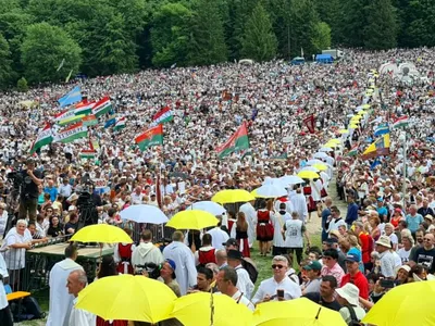335.000 de persoane, la pelerinajul de Rusalii de la Șumuleu Ciuc - Facebook / Hajdu Gábor