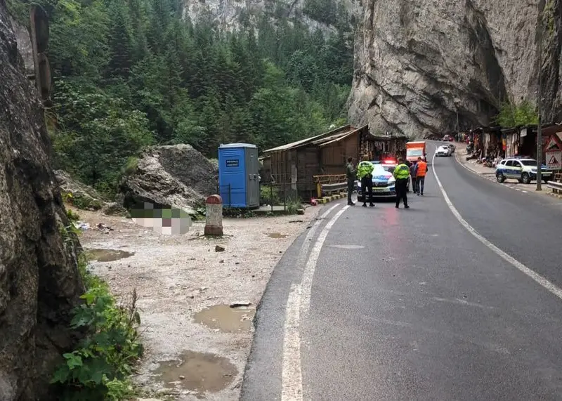 Bărbat lovit grav în Cheile Bicazului- Foto: NEWS.RO