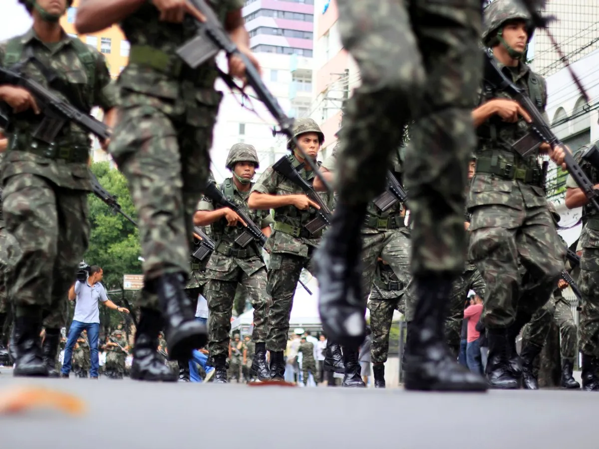 America de Sud, pregătiri de război. Brazilia scoate armata la graniță. Maduro, gata de invazie - Foto: Profimedia images