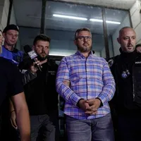 Patronii staţiei GPL din Crevedia, plasaţi în arest la domiciliu.Unul locuiește în „Paradisul Verde” - Foto: Arhivă/ Imagine cu caracter ilustrativ