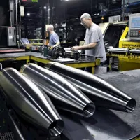 Europa se pregătește de război. O putere nucleară din Europa investește masiv în producția de obuze - Foto: Profimedia images