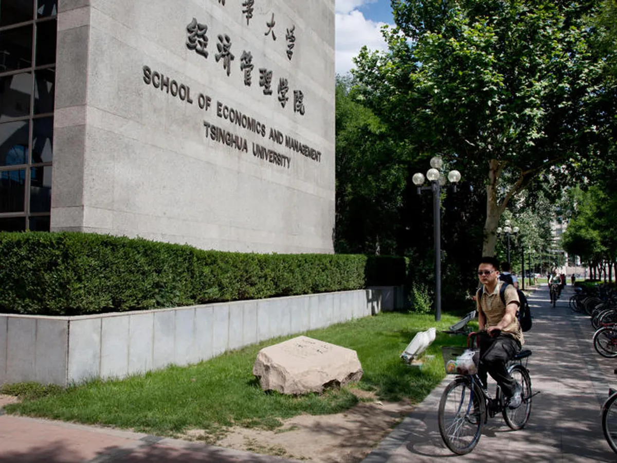 Student în China/FOTO: hotrnews.ro