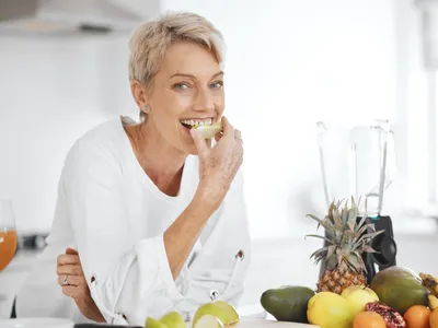 Pensionară la micul dejun - Foto: Freepik