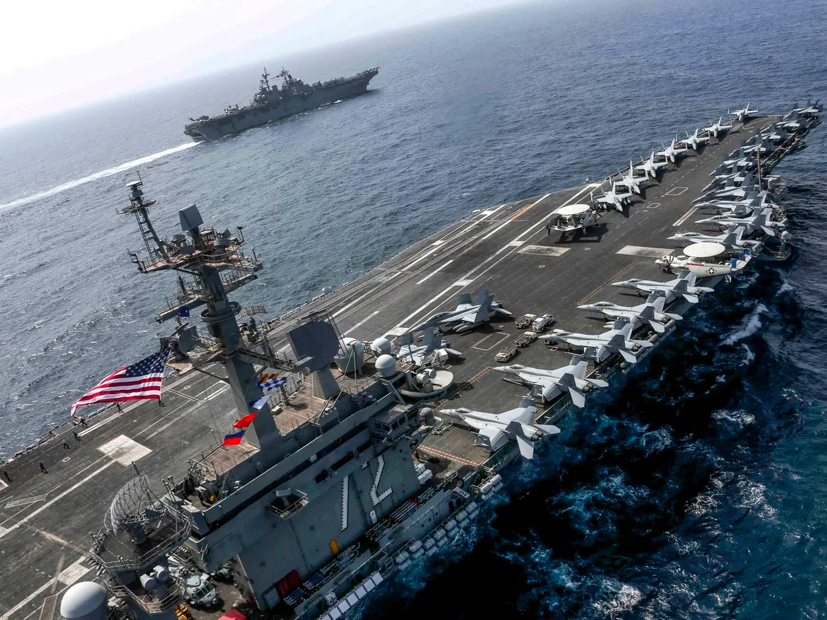 Portavionul USS Abraham Lincoln - Foto: Profimedia images