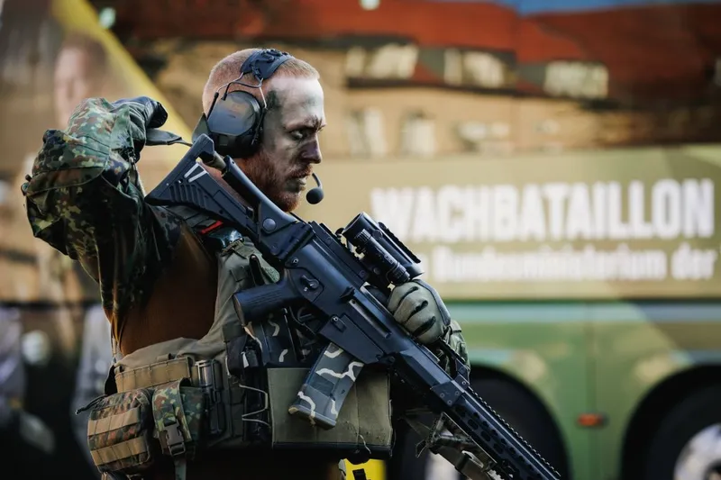 Soldat al Batalionului German de Gardă - Foto: Profimedia Images