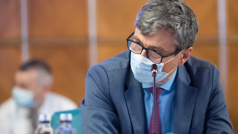 Virgil Popescu: Nu cred că vor fi probleme cu stocurile de carburanți dupa explozia de la Petromidia/FOTO: Facebook/VirgilPopescu