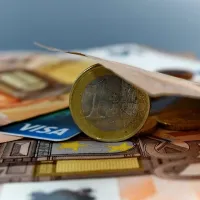 Veşti bune pentru datornicii la bănci -  Foto: Pixnio/Bicanski/CC0