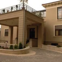 Președintele Dan s-ar muta în vila folosită de Dăncilă, Bolojan, în casa Mioarei Roman (surse) - Foto: digi24.ro