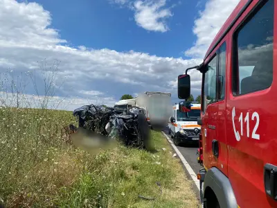 Accident mortal pe DN 51A, între o mașină și un TIR. Trei persoane, inclusiv un copil, rănite. / Foto: infotraficromania.ro