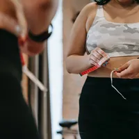 Măsurarea abdomenului Foto: Pexels.com (imagine cu rol descriptiv)