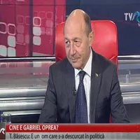 Traian Băsescu la TVR 1/FOTO: hotnews.ro