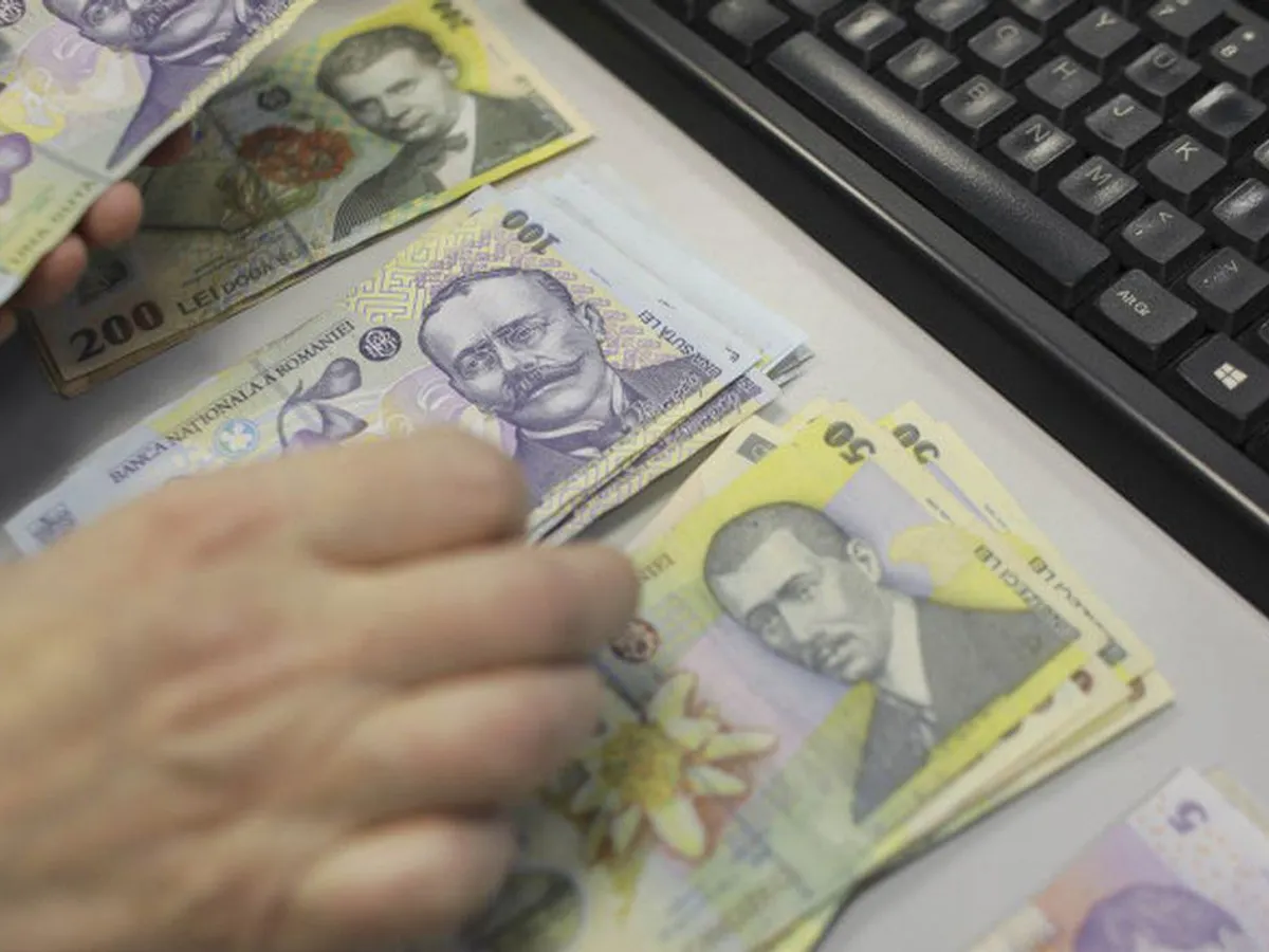 Noua taxă care ar putea aduce alte scumpiri și concedieri: Trebuie să scăpăm urgent de acest impozit - Foto: Inquam Photos / Octav Ganea