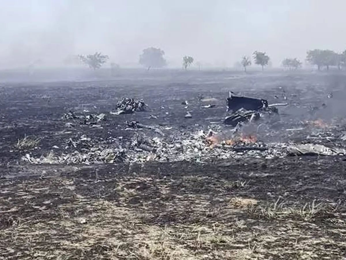 Un elicopter Apache s-a prăbușit și a explodat în Texas - Foto: X/@TheObserverLens