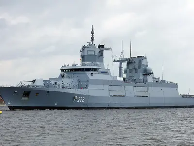 Nave de luptă germane traversează Strâmtoarea Taiwan după 22 de ani. China în fierbere - - FOTO: GermanNavy