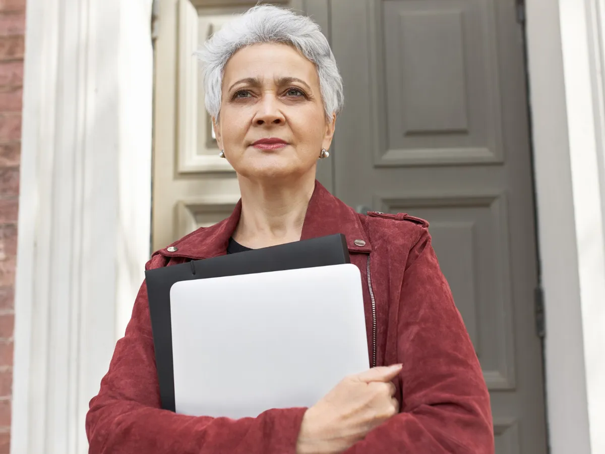 Pensionară - Foto: Magnific (Imagine cu rol ilustrativ)