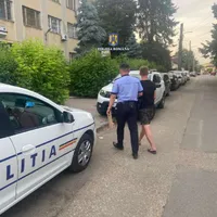 Un tânăr în vârstă de 24 de ani a fost arestat preventiv pentru lipsire de libertate în mod ilegal şi lovirea sau alte violenţe. / Foto: IPJ Giurgiu