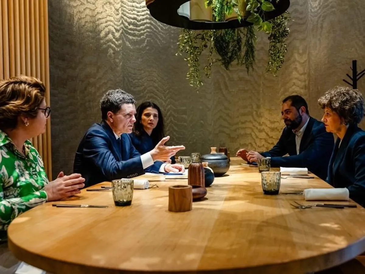 Nicuşor Dan anunță anul decisiv: buletin electronic și servicii digitale fără drumuri la ghișeu