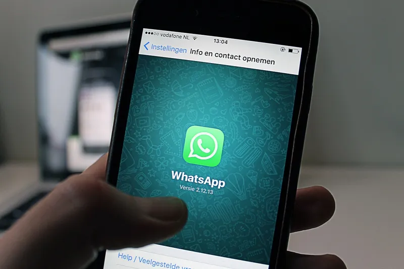 telefon cu whatsapp