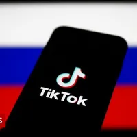 TikTok limitează serviciile, în timp ce Netflix se retrage din Rusia/FOTO: bbc.com