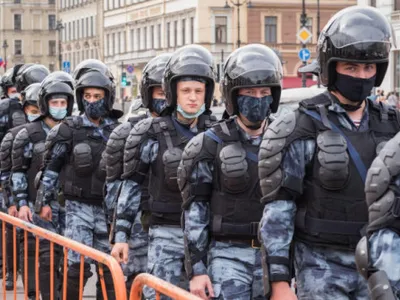 Motivul pentru care poliția rusă a întrerupt un concert punk la Moscova și i-a bătut pe spectatori