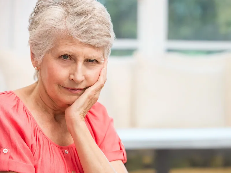 Pensionar îngrijorat la pensie - Foto: Freepik