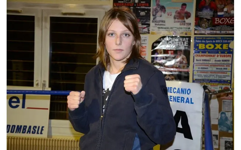 Julie Le Galliard, campioană de box în Franța în 2015, doborâtă de COVID la 31 de ani. / Foto: estrepublicain.fr