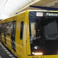 Nouă regulă pentru oamenii străzii, în Berlin: certificat verde COVID, pentru a dormi la metrou. / Foto: railwaygazette.com