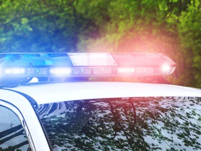 Scandal la Brașov. Polițistul care a lovit cu mașina o copilă, trimis să-și acheteze propriul caz - Foto: Profimedia images