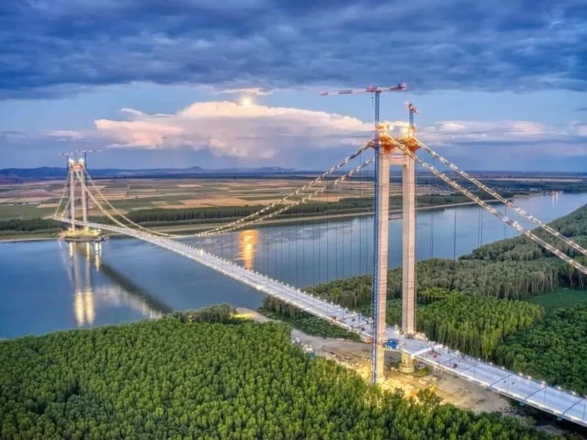 Cutremur într-un loc din România unde s-au investit 500.000.000€ pentru un pod uriaș. Apoi, au apărut probleme