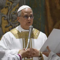 Papa Leon al XIV-lea speră să aducă lumină „asupra nopților întunecate ale acestei lumi” - Foto: Profimedia Images