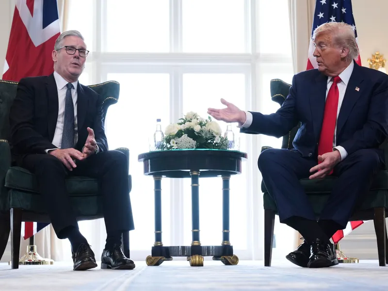 Președintele Donald Trump și prim-ministrul britanic Keir Starmer au vorbit cu presa în timpul unei întâlniri din Turnberry, Scoția - Foto: Profimedia Images