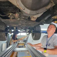 „Fake News” despre șoferii cu mașini de peste 12 ani, demontat de Registrul Auto: „RAR nu are tun” - Foto: Facebook/RAR - Imagine cu rol ilustrativ