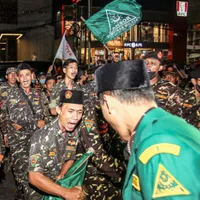 Membri ai organizației islamice protestează în fața barului Holywings? Foto: Profimedia Images