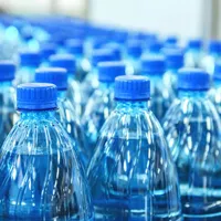 Apa îmbuteliată se va scumpi cu 20%. / Foto: rd.com