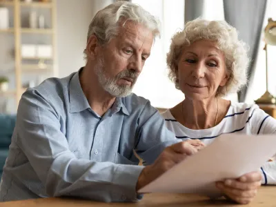 Zi decisivă pentru ajutoare la pensie de 1.000 lei. De ce ezită Bolojan să dea bani în plus pensionarilor?