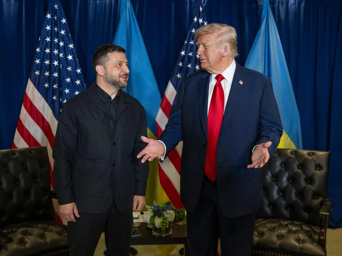 Întâlnirea Trump - Zelenski din Florida. La ce oră îl primește președintele SUA pe cel ucrainean?