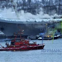 Portavionul Amiral „Kuznetsov” a luat foc în Rusia. Crucișătorul se afla în reparații din 2018 - FOTO: Twitter/CyberRealms1